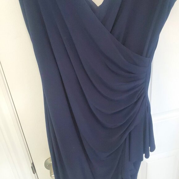 Jessica Dress Size 6 - Picture 11 of 12